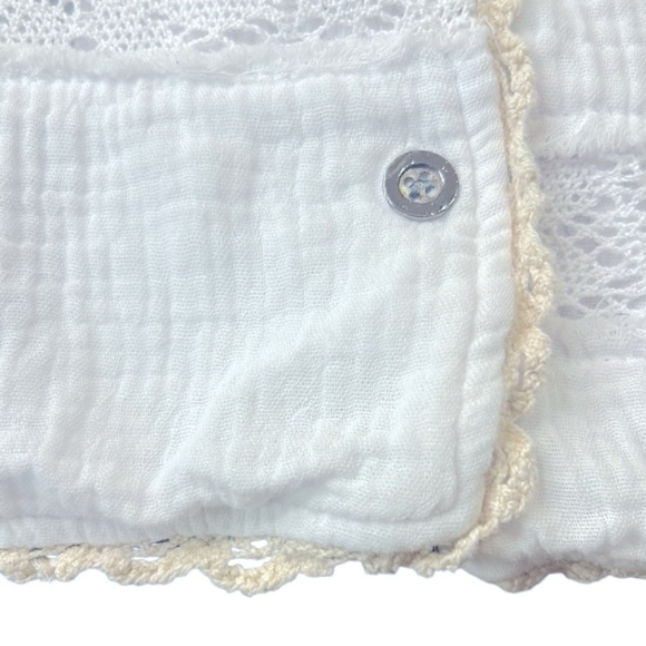 POL Loose Fit White Gauze Lace Crochet Short Sleeve Top Size Medium - Picture 13 of 13